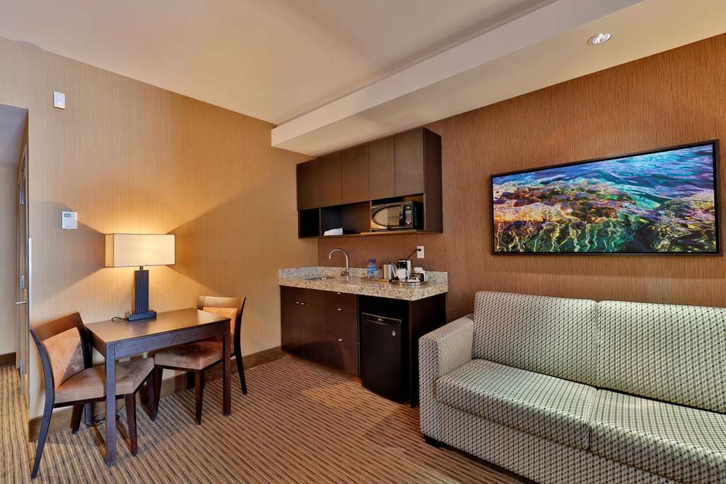 Edmonton Hotel & Convention Center Edmonton Habitación foto